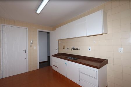 Apartamento à venda com 78m², 3 quartos e 2 vagasCozinha