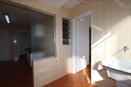 Apartamento à venda com 78m², 3 quartos e 2 vagasLavanderia
