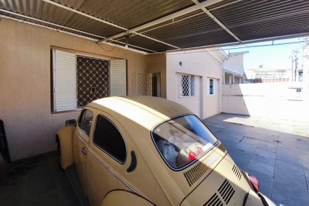 Casa à venda com 110m², 2 quartos e 3 vagasQuintal - Garagem