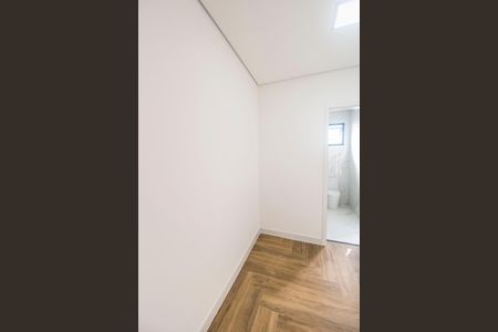 Apartamento à venda com 140m², 2 quartos e 4 vagas Apartamento à venda com 140m², 2 quartos e 4 vagasCloset da suíte
