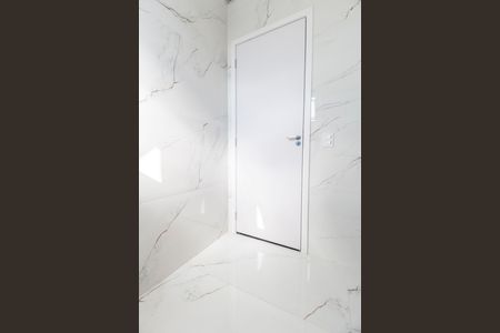 Apartamento à venda com 140m², 2 quartos e 4 vagas Apartamento à venda com 140m², 2 quartos e 4 vagasBanheiro da Suíte