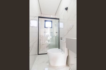Apartamento à venda com 140m², 2 quartos e 4 vagas Apartamento à venda com 140m², 2 quartos e 4 vagasBanheiro
