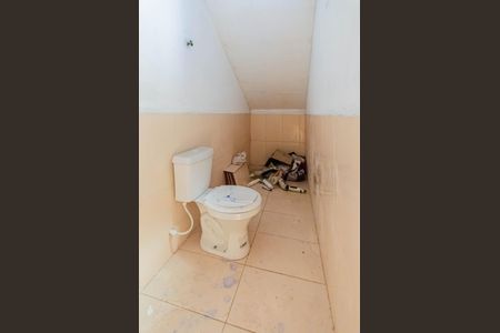 Casa para alugar com 350m², 6 quartos e 6 vagas Casa para alugar com 350m², 6 quartos e 6 vagasBanheiro de serviço