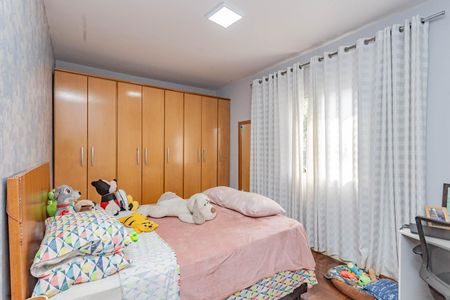 Casa à venda com 210m², 3 quartos e 5 vagasQuarto 3