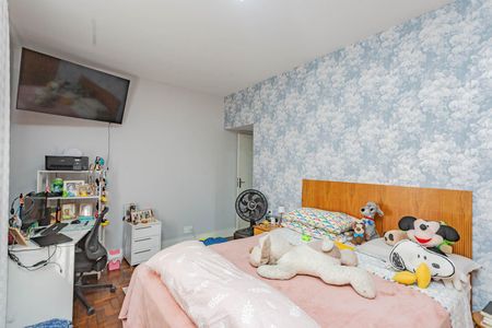 Casa à venda com 210m², 3 quartos e 5 vagasSuíte