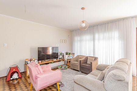 Casa à venda com 210m², 3 quartos e 5 vagasSala