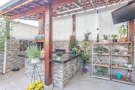 Casa à venda com 210m², 3 quartos e 5 vagasÁrea comum - Churrasqueira