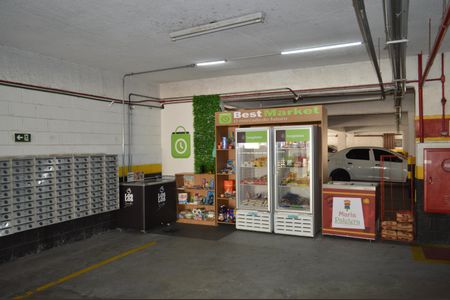 Apartamento à venda com 70m², 2 quartos e 1 vagaMini Mercado