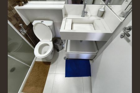 Apartamento à venda com 70m², 2 quartos e 1 vaga Apartamento à venda com 70m², 2 quartos e 1 vagaBanheiro