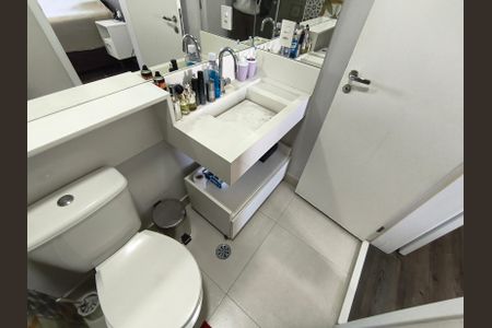 Apartamento à venda com 70m², 2 quartos e 1 vaga Apartamento à venda com 70m², 2 quartos e 1 vagaBanheiro da Suíte