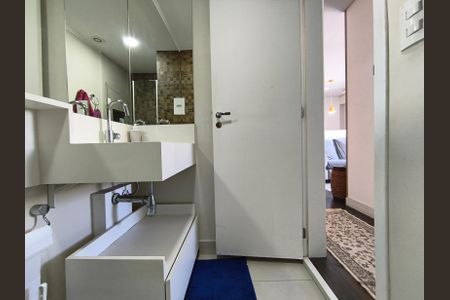 Apartamento à venda com 70m², 2 quartos e 1 vaga Apartamento à venda com 70m², 2 quartos e 1 vagaBanheiro