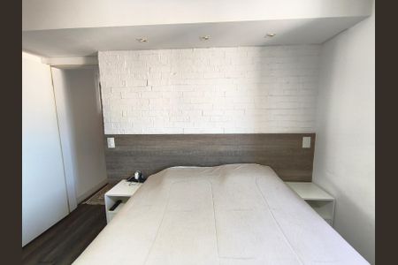 Apartamento à venda com 70m², 2 quartos e 1 vaga Apartamento à venda com 70m², 2 quartos e 1 vagaSuíte