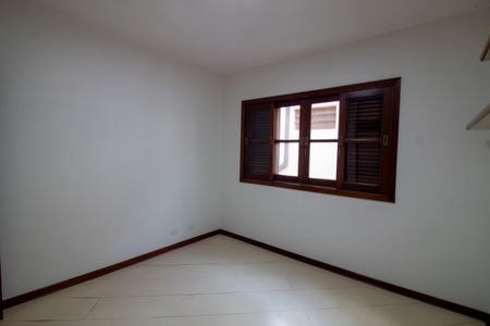 Casa à venda com 447m², 4 quartos e 2 vagas Casa à venda com 447m², 4 quartos e 2 vagasQuarto 1