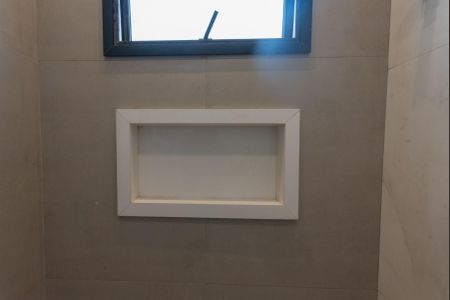 Casa à venda com 69m², 2 quartos e 2 vagas Casa à venda com 69m², 2 quartos e 2 vagasBanheiro