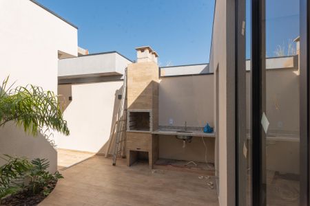 Casa à venda com 69m², 2 quartos e 2 vagas Casa à venda com 69m², 2 quartos e 2 vagasÁrea comum