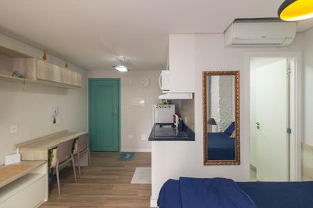 Studio à venda com 30m², 1 quarto e sem vaga Studio à venda com 30m², 1 quarto e sem vagaStudio