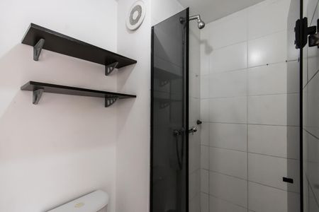 Apartamento à venda com 45m², 2 quartos e sem vaga Apartamento à venda com 45m², 2 quartos e sem vagaBanheiro