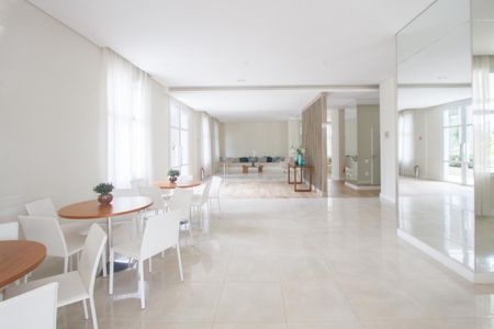 Apartamento à venda com 94m², 2 quartos e 2 vagasÁrea comum - Salão de festas