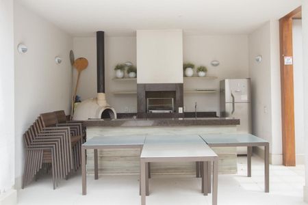 Apartamento à venda com 94m², 2 quartos e 2 vagasChurrasqueira