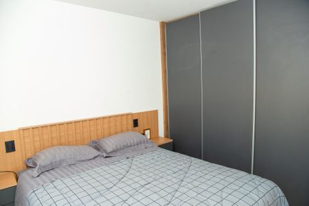 Apartamento à venda com 94m², 2 quartos e 2 vagas Apartamento à venda com 94m², 2 quartos e 2 vagasSuíte