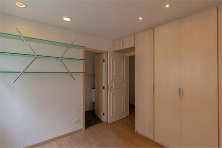 Apartamento à venda com 204m², 4 quartos e 2 vagas