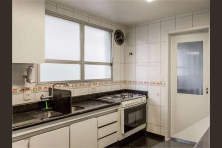 Apartamento à venda com 204m², 4 quartos e 2 vagas