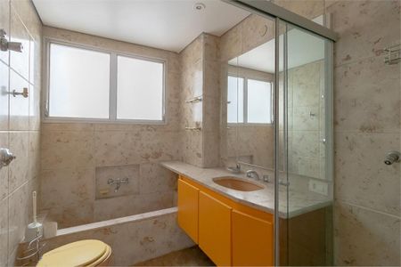 Apartamento à venda com 204m², 4 quartos e 2 vagas