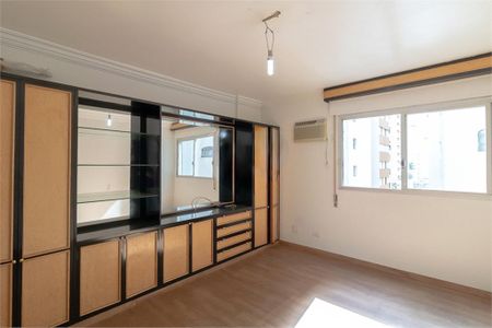 Apartamento à venda com 204m², 4 quartos e 2 vagas