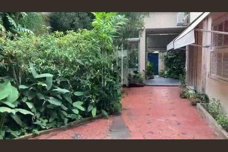 Casa à venda com 430m², 4 quartos e 4 vagas
