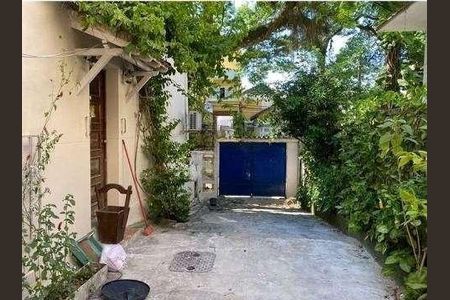 Casa à venda com 430m², 4 quartos e 4 vagas