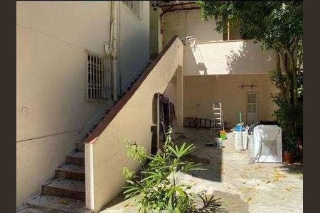 Casa à venda com 430m², 4 quartos e 4 vagas