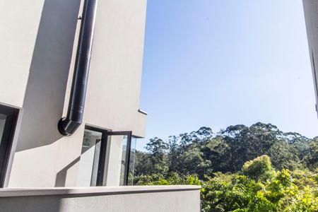 Casa de condomínio à venda com 813m², 3 quartos e 3 vagas Casa de condomínio à venda com 813m², 3 quartos e 3 vagasVista da Suíte