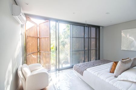 Casa de condomínio à venda com 813m², 3 quartos e 3 vagas Casa de condomínio à venda com 813m², 3 quartos e 3 vagasSuíte master