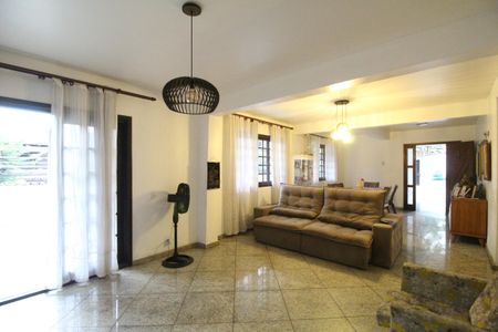 Sala de casa de condomínio à venda com 5 quartos, 290m² em Freguesia (Jacarepaguá), Rio de Janeiro