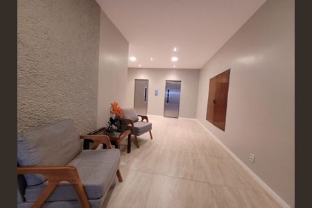 Apartamento à venda com 63m², 2 quartos e 1 vaga