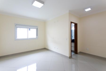 Casa à venda com 213m², 4 quartos e 4 vagasSuíte 4