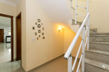 Casa à venda com 213m², 4 quartos e 4 vagasSala