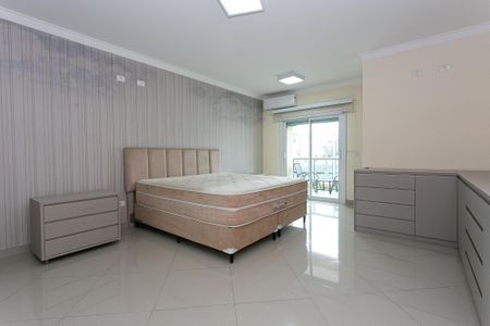 Casa à venda com 213m², 4 quartos e 4 vagasSuíte 1