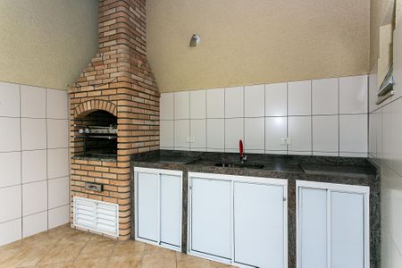 Casa à venda com 213m², 4 quartos e 4 vagasChurrasqueira