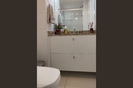 Apartamento à venda com 68m², 2 quartos e 1 vaga