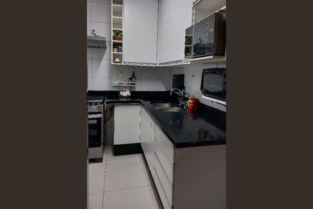 Apartamento à venda com 68m², 2 quartos e 1 vaga