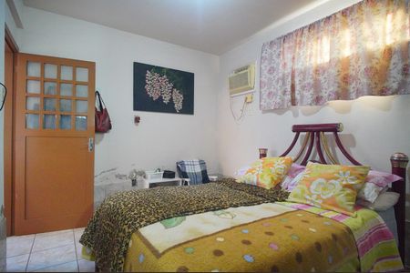 Casa à venda com 180m², 3 quartos e 4 vagasSuíte 2