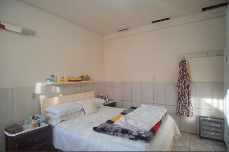 Casa à venda com 180m², 3 quartos e 4 vagasSuíte 1