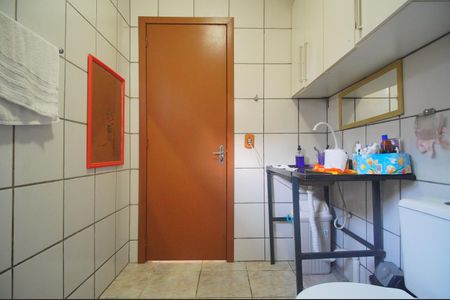 Casa à venda com 180m², 3 quartos e 4 vagasBanheiro da Suíte 1