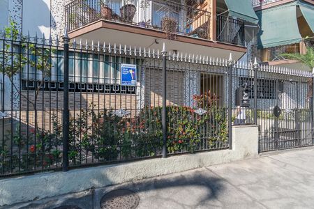 Apartamento à venda com 60m², 2 quartos e 1 vagaFachada da Entrada