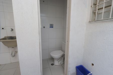 Casa à venda com 100m², 2 quartos e sem vagaBanheiro de serviço