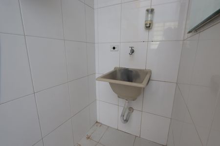 Casa à venda com 100m², 2 quartos e sem vagaÁrea de Serviço