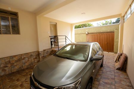 Casa à venda com 336m², 5 quartos e 3 vagasGaragem