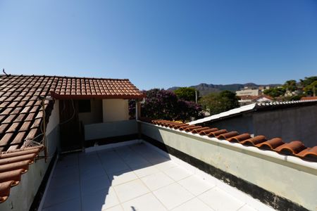 Casa à venda com 336m², 5 quartos e 3 vagasTerraço