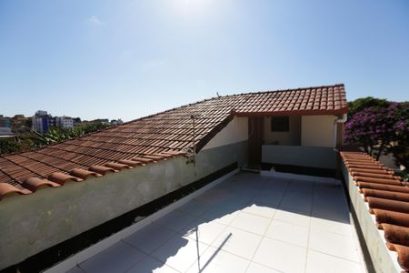 Casa à venda com 336m², 5 quartos e 3 vagasTerraço